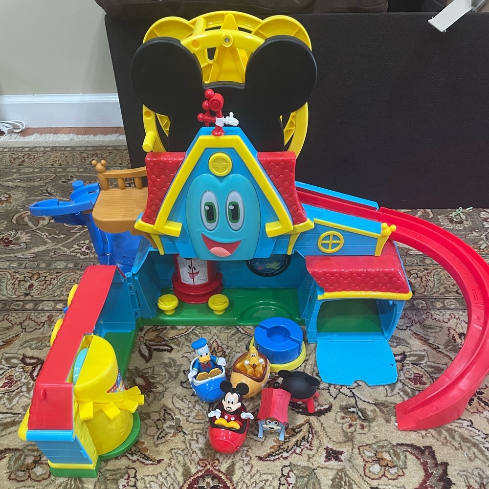 Disney Mickey Mouse Clubhouse Playset - Colorful Kids Toy- COMPLETE
